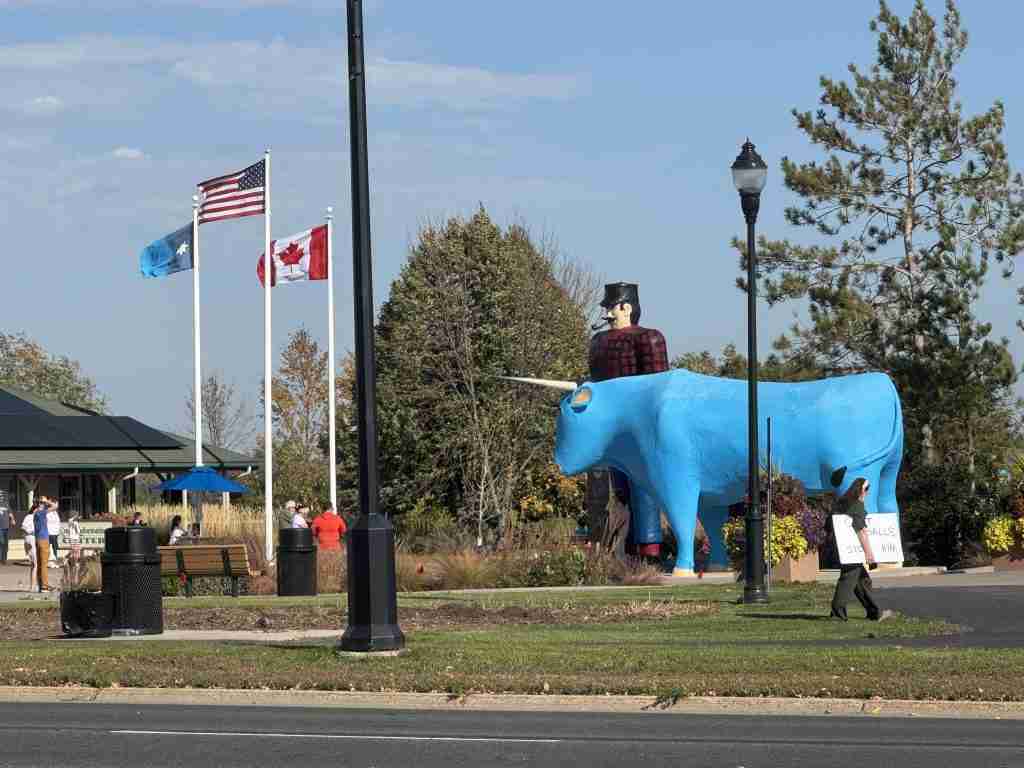 Paul Bunyan and Babe the Blue Ox statues across the street from Big River Scoop in Bemidji